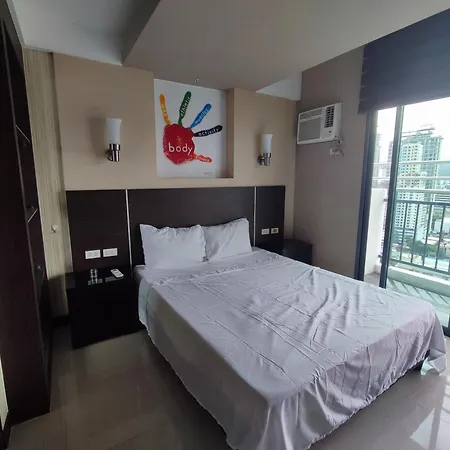 The 28Th - Pad At Central Cebu Hotel